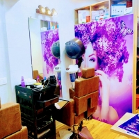 BEAUTY BOX (LADIES SALON)